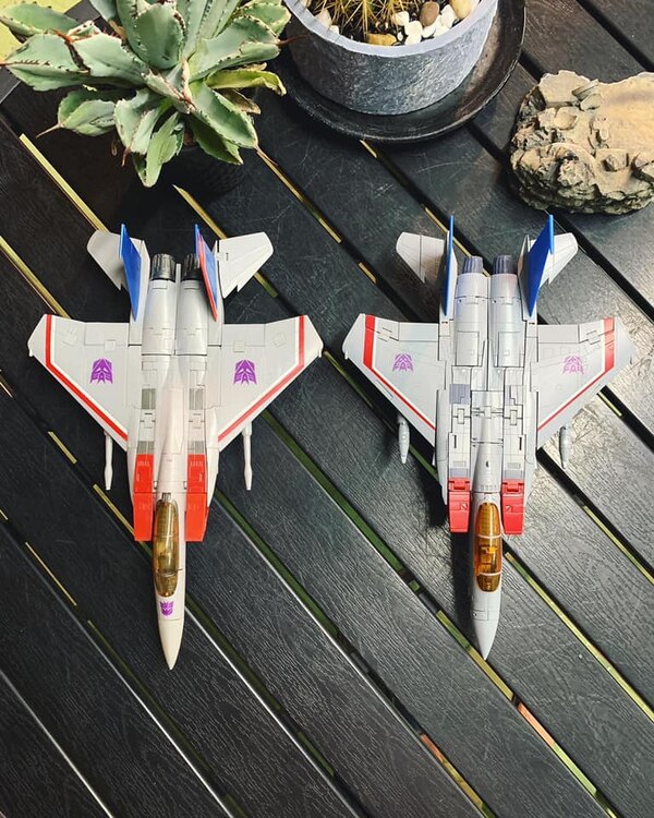 Ransformers Masterpiece MP 52 Starscream  (19 of 25)